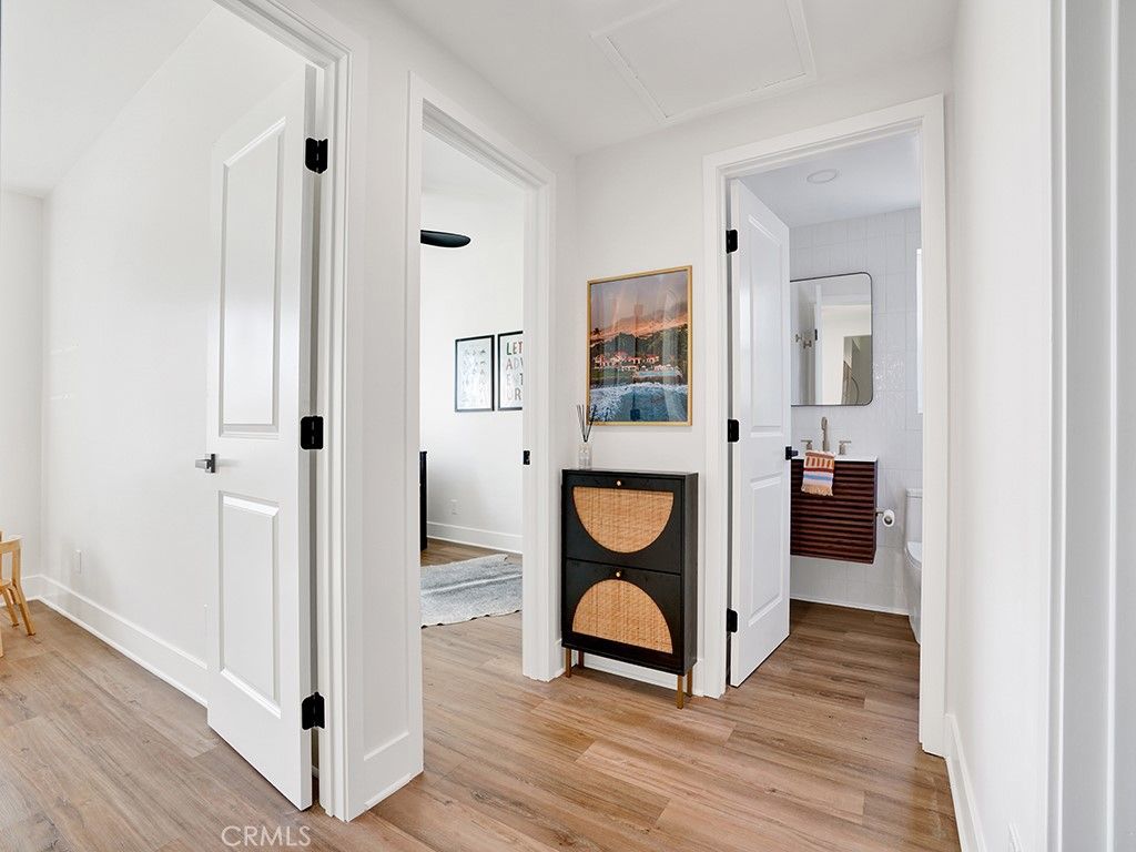 listing image 130720329736165136767