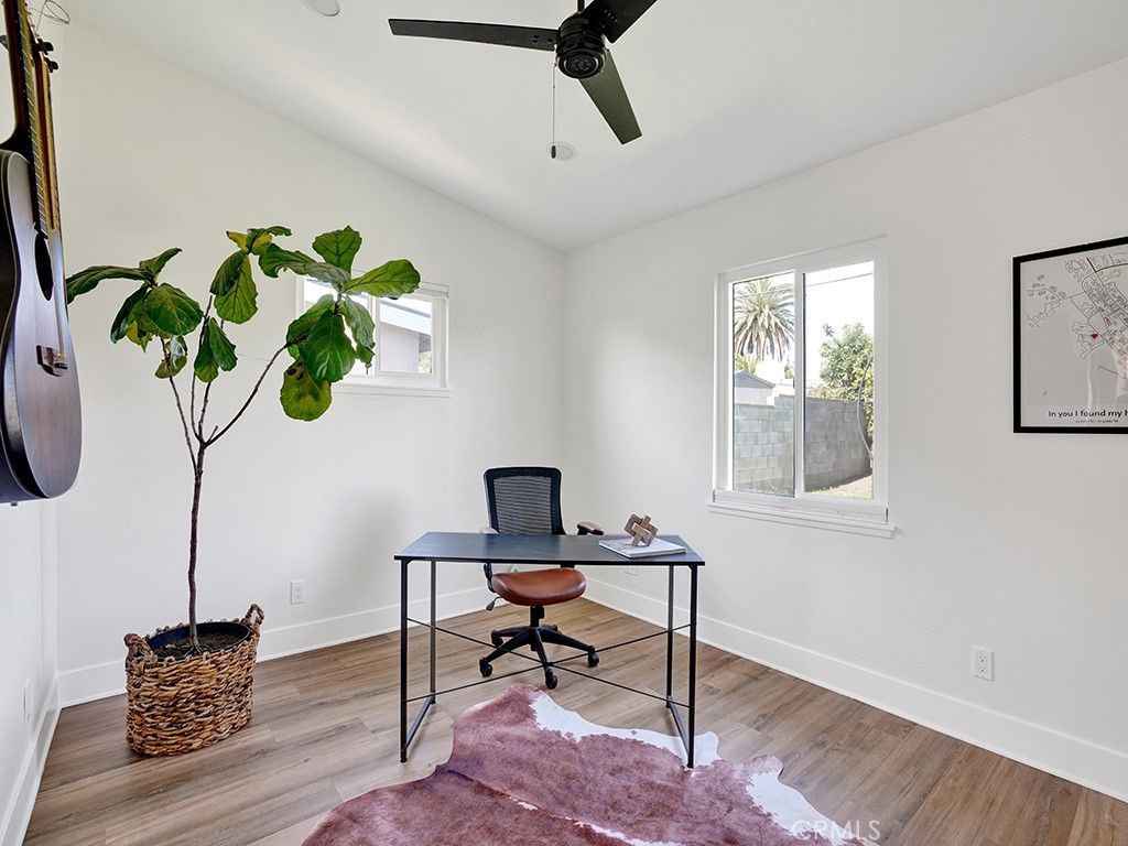 listing image 130721868247018410186
