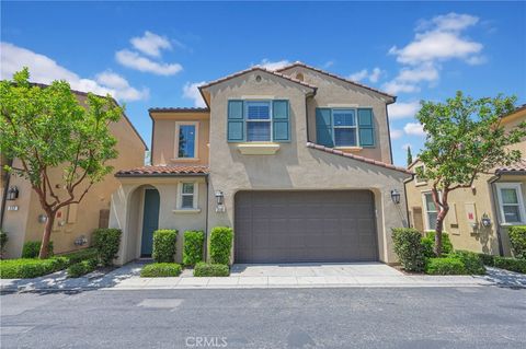 Photo of 230 Bright Poppy, Irvine, CA 92618 (MLS # TR25152937)