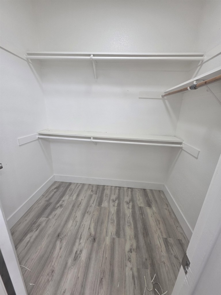 8226 8226 Windmill Oaks Pl