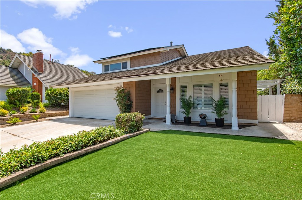 This charming Single Family Home with 4 bedrooms and 2.5 bathrooms is located on a friendly neighborhood cul-de-sac street in the gated community of “Sycamore Creek” in Lake Forest. Well laid out, bright, and open floor plan boasting a living room, dining room, and kitchen make for very useable & efficient flowing space opening to family room with fireplace. On the second level, a large master suite with sitting area and master bathroom, large wall to wall closet, 3 secondary bedrooms, and a hallway bathroom. Oversized backyard suited for entertaining and outdoor dining. This well located home offers nearby access to neighborhood Park, wooded trails, schools, shopping and restaurants.