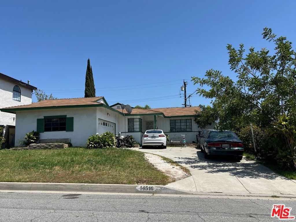 listing image 130727402668848993922