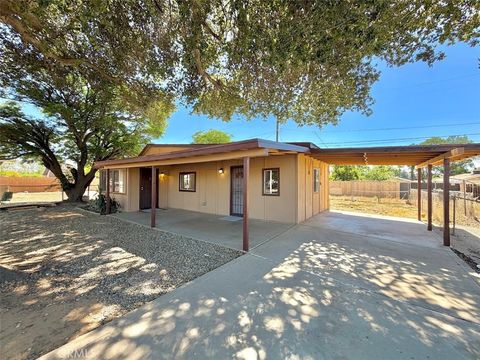Photo of 925 Chestnut Avenue, Beaumont, CA 92223 (MLS # IV26137692)