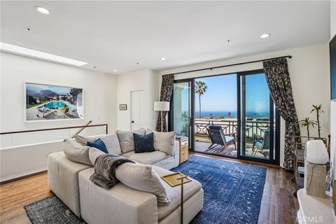 Photo of 710 Manhattan Beach Boulevard, Manhattan Beach, CA 90266 (MLS # SB26067996)