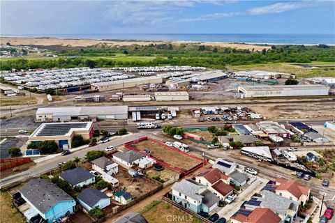 Tiny photo for 1515 Ocean, Oceano, CA 93445 (MLS # PI26090420)