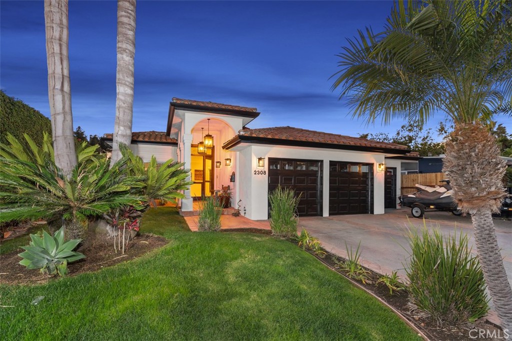 2308 S Ola Vista