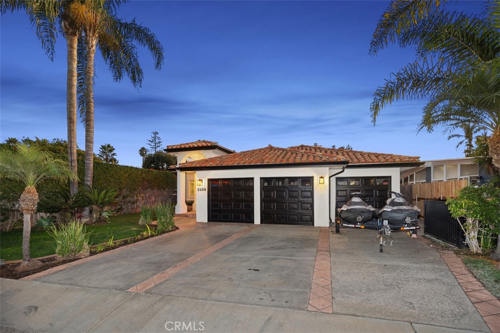 2308 S Ola Vista