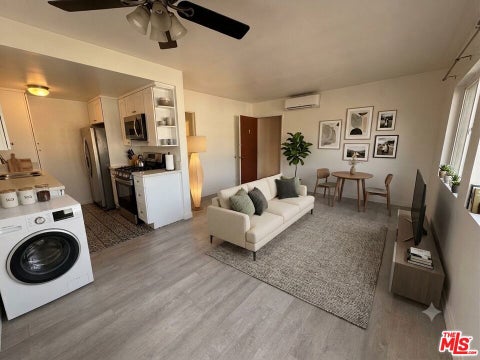 Photo of 2106 Pisani Place #3, Los Angeles, CA 90291 (MLS # 26987903)