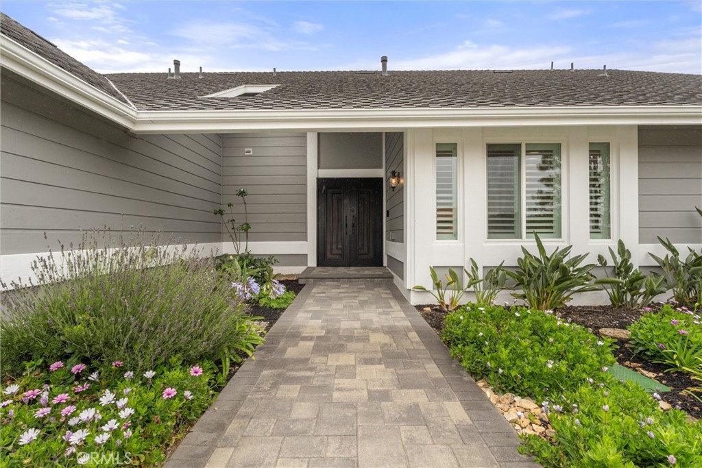 30520 Camino Porvenir