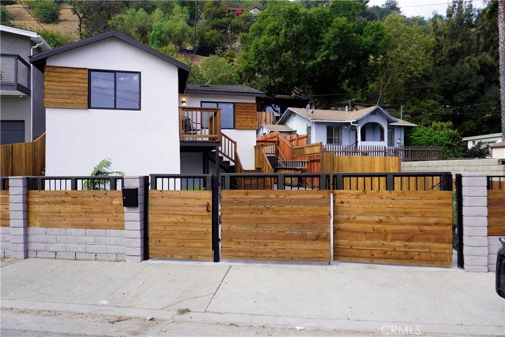 Photo of 4847 Marmion Way, Los Angeles, CA 90042 (MLS # CV25273401)