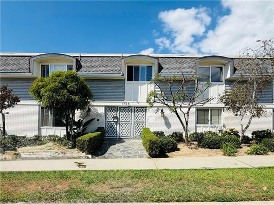 1725 LOMA AVE UNIT 6, LONG BEACH, CA 90804 - Image b4fecaf8be8a5e45455a3c6cb8d38d49/2853563606