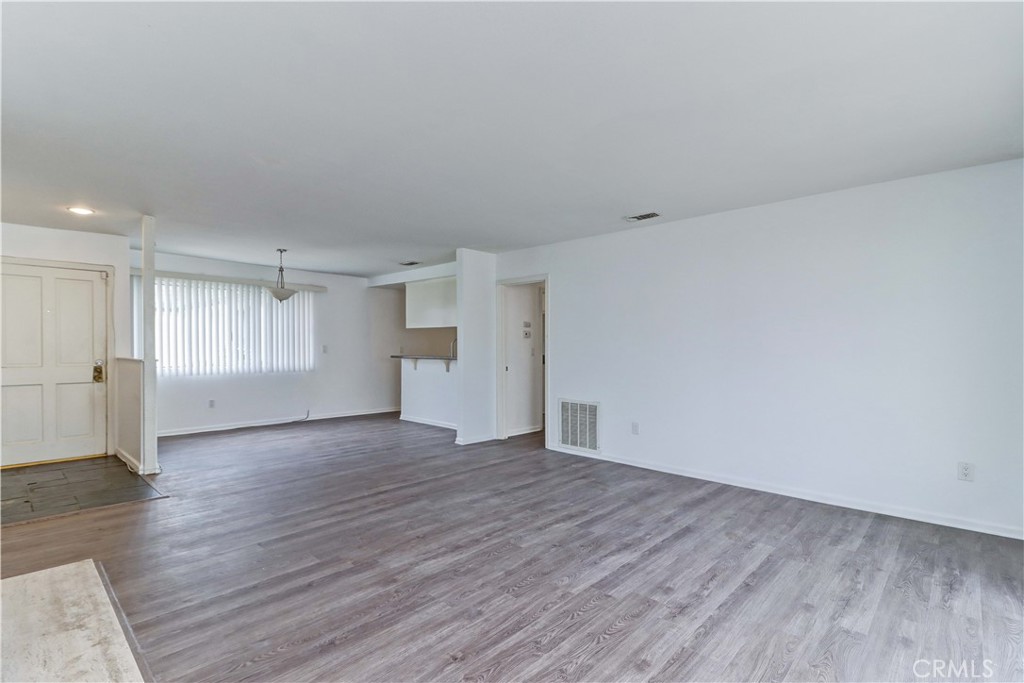 1331 Victoria Drive 19