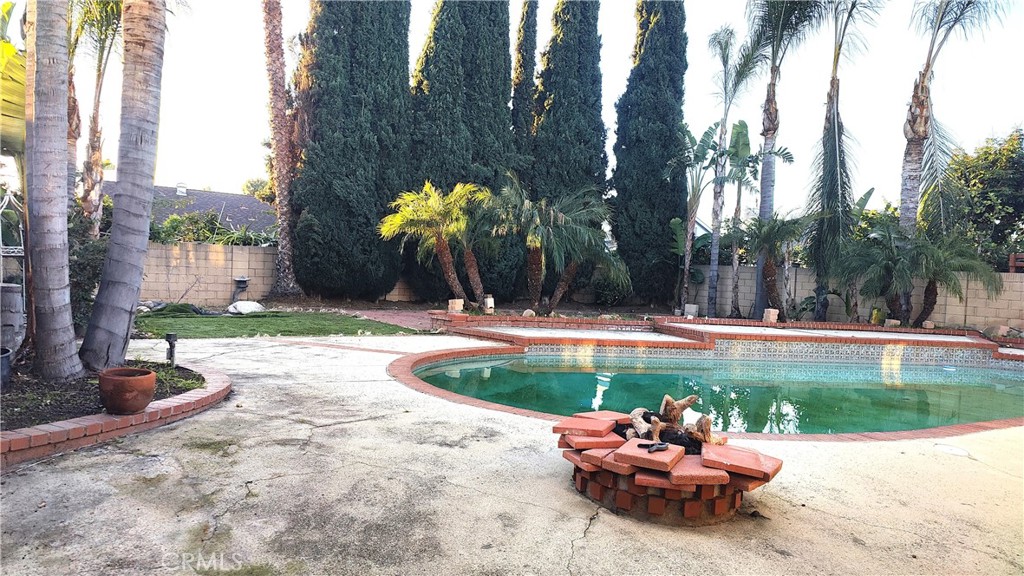 1418 N Glenarbor Street