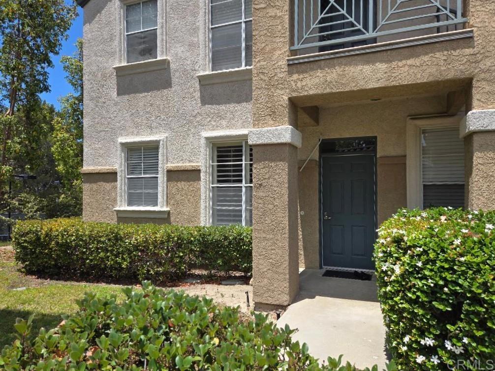 2BD 2BA Single Story First Floor Greenbelt views Carport Parking Space. Pool Gym Tennis Court. Carmel Valley. Top School Districts San Dieguito Union Close to 5 and 56 Freeways 5 Min to Beach. Text Troy Bankston for appointment 619 922-7811