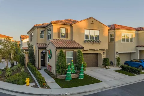 1232 E Providence Loop, Placentia, CA 92870 - MLS#: PW25271864