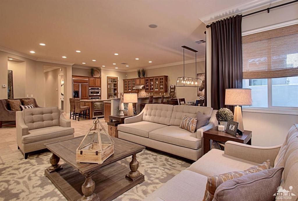 listing image 130729476748797230897