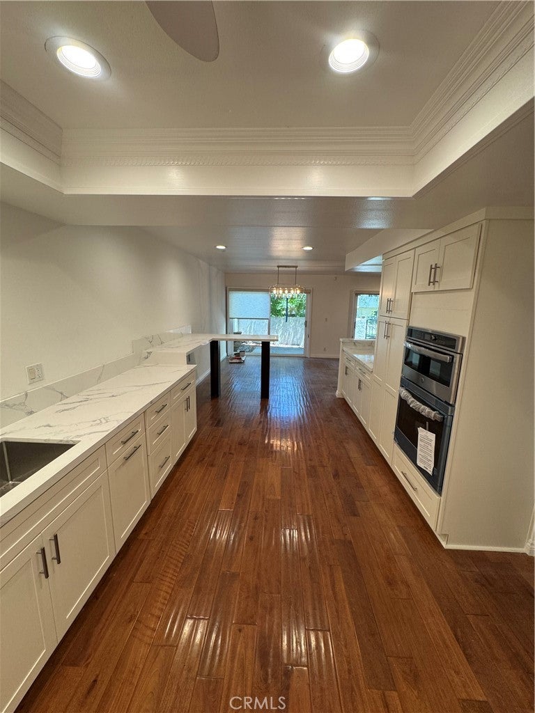 521 Playa, Newport Beach CA 92660 - Photo 12