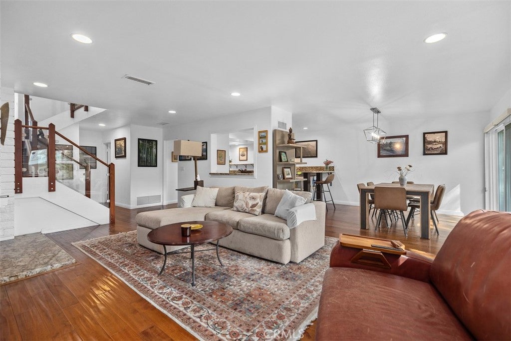 521 Playa, Newport Beach CA 92660 - Photo 10