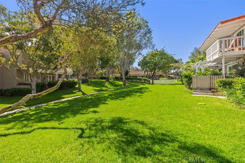 521 Playa, Newport Beach CA 92660 - Photo 32