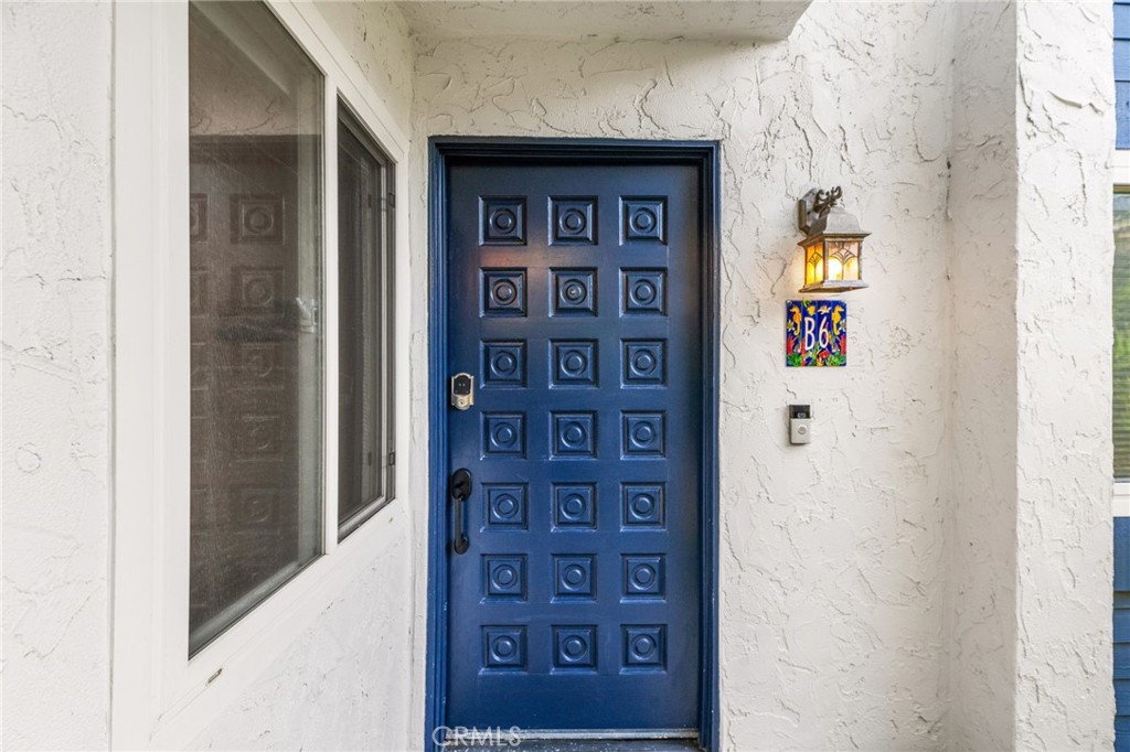 256 Juniper Ave B6
