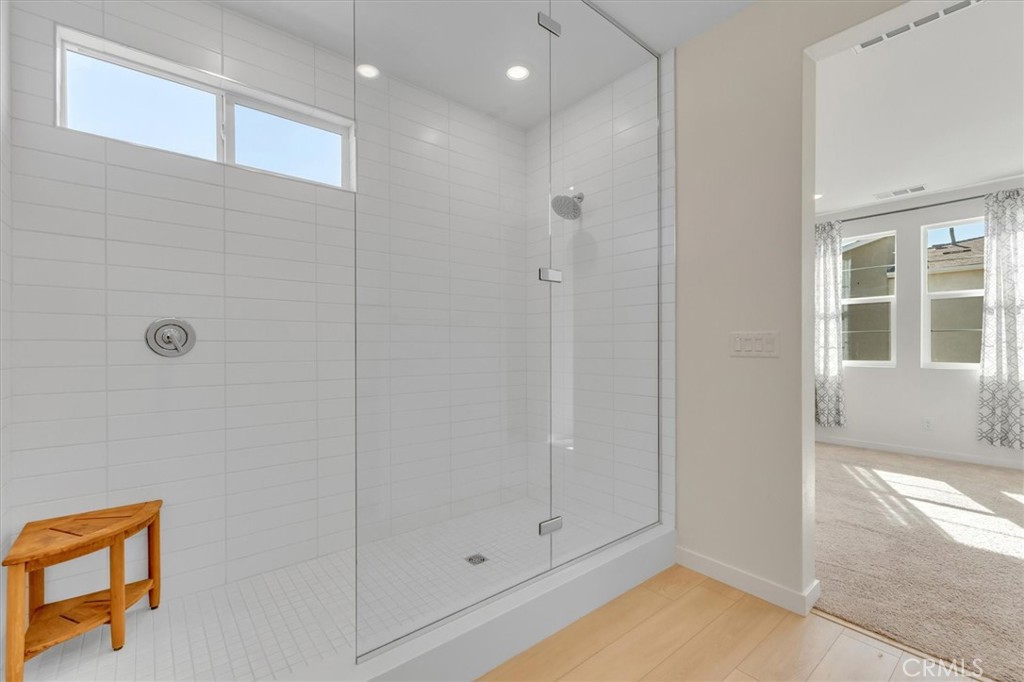 Crimson (CRIM5P) - Residential