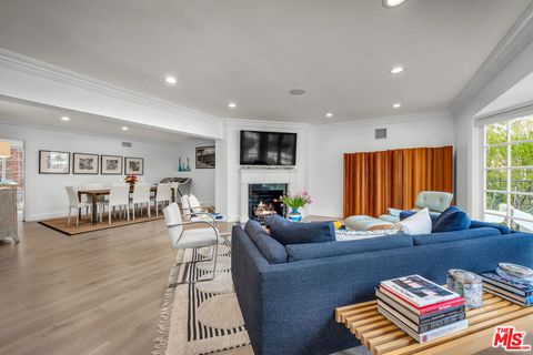 Photo of 751 Westholme Avenue, Los Angeles, CA 90024 (MLS # 26663129)