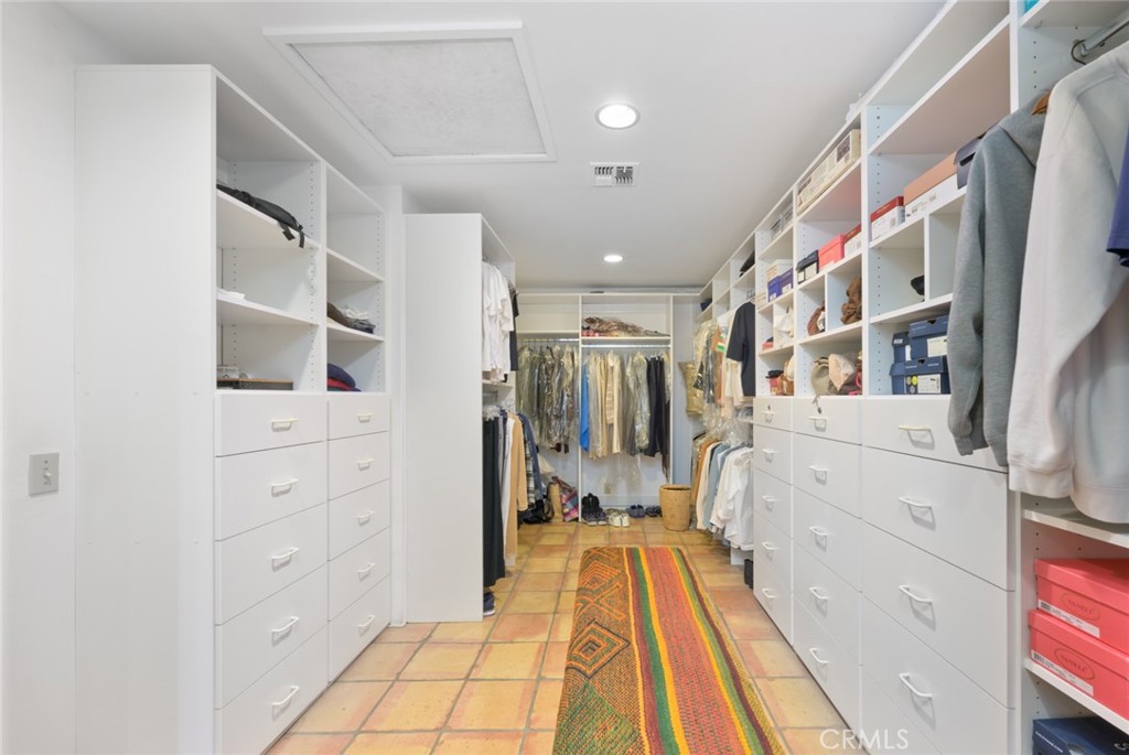 Lido Island (LIDO) - Residential