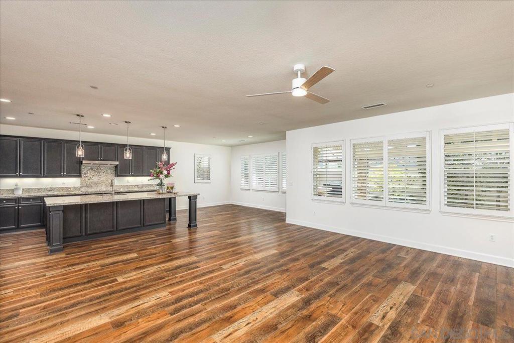 45564 Gresham