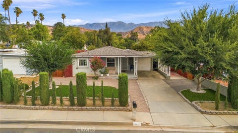 Photo of 831 W George ST, Banning, CA 92220 (MLS # IV26191715)
