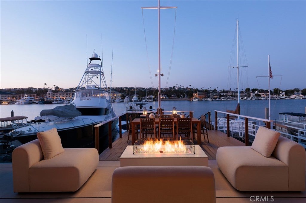Photo of 642 Via Lido Nord, Newport Beach, CA 92663 (MLS # OC26192812)