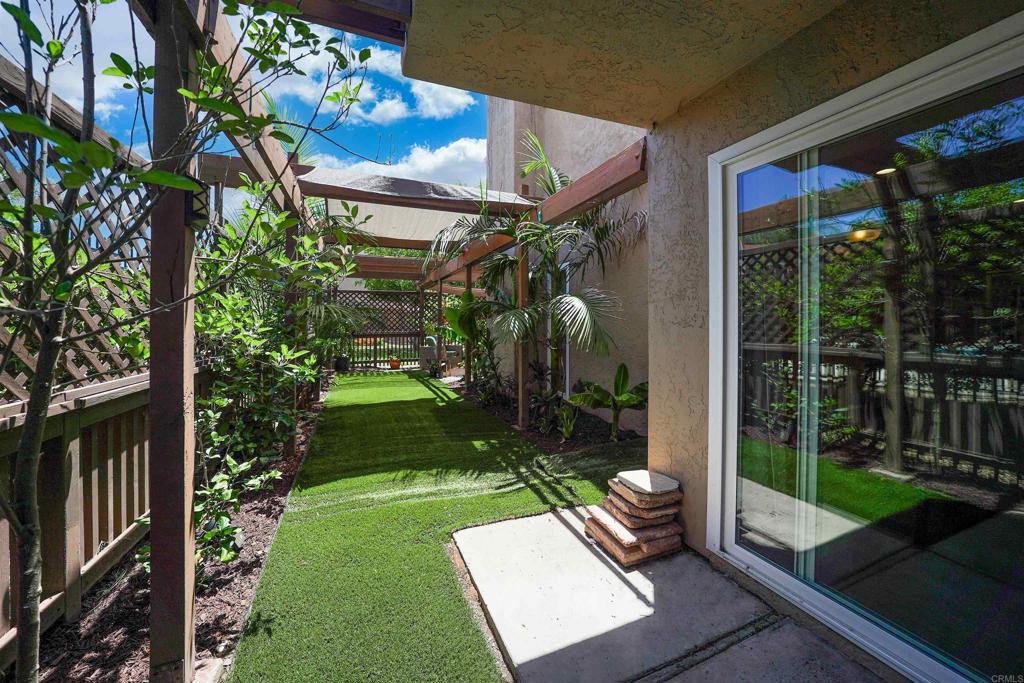 SD COUNTRY ESTATES - Residential