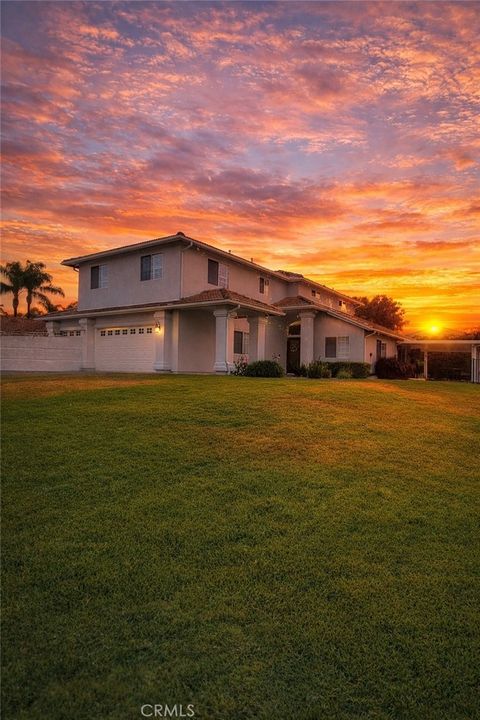 Photo of 14371 Rock Pl, Riverside, CA 92503 (MLS # IV26080988)
