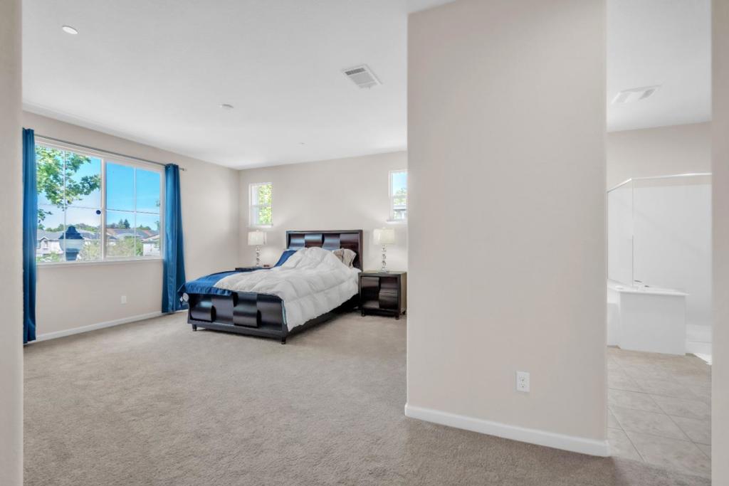 2256 Dorset Lane