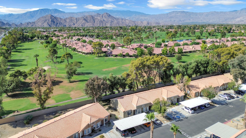Royal Palms Condos - Residential Lease