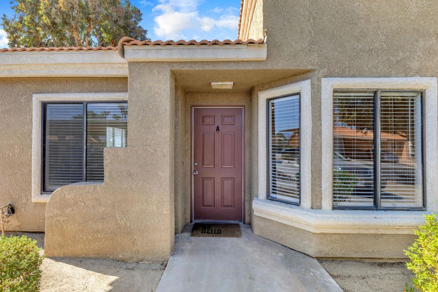 Available NOW: Short or long Term: Unfurnished: Great Location: Single story, two bedroom condo with two baths, Royal Palms Community! Washer and Dryer inside condo. Very Good location in the development backs up to Woodhaven Country Club with views. Two community pools and spas, health workout room, entertainment center and full kitchen in club house. Listing Agent is CA Licensed Real Estate Agent and owner for this property. One Year Price is 2255 Prices vary by time of year and length of stay.