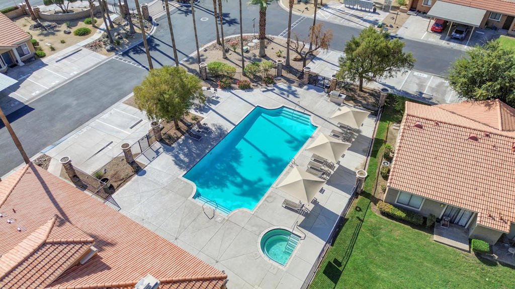 Royal Palms Condos - Residential Lease