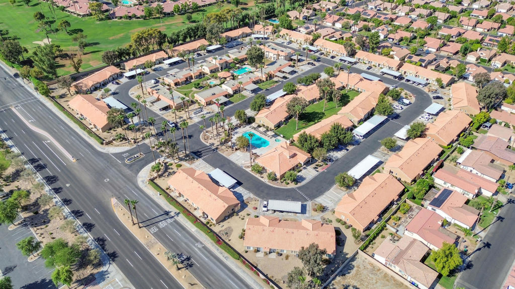Royal Palms Condos - Residential Lease