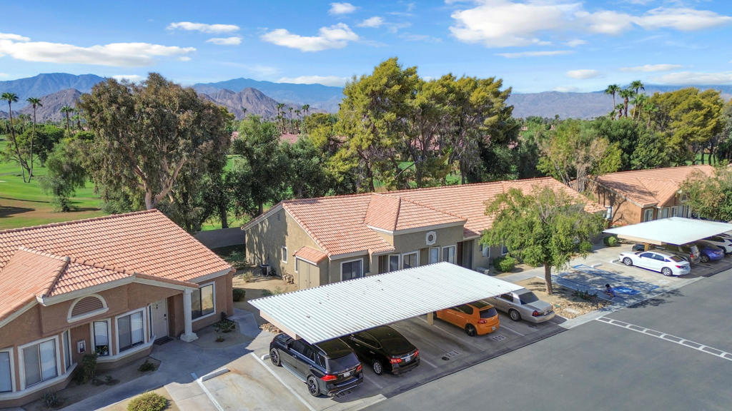 Royal Palms Condos - Residential Lease