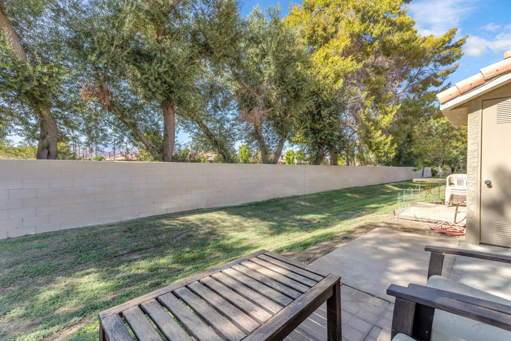 Royal Palms Condos - Residential Lease