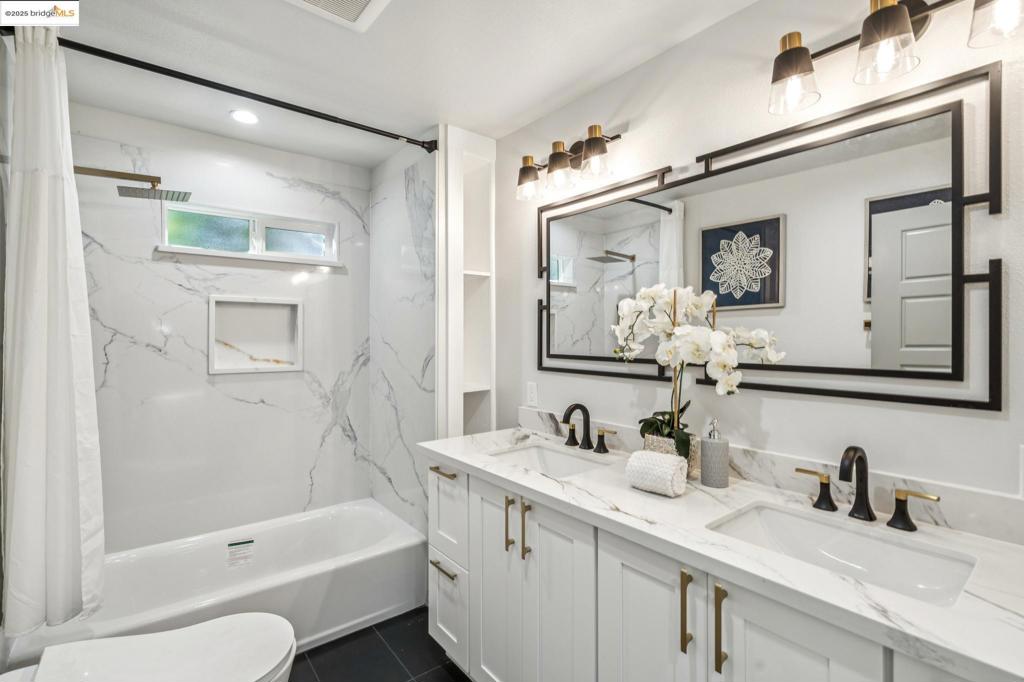 SAN MIGUEL - Residential