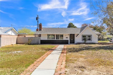 Photo of 38734 sage tree Street, Palmdale, CA 93551 (MLS # SR26065459)