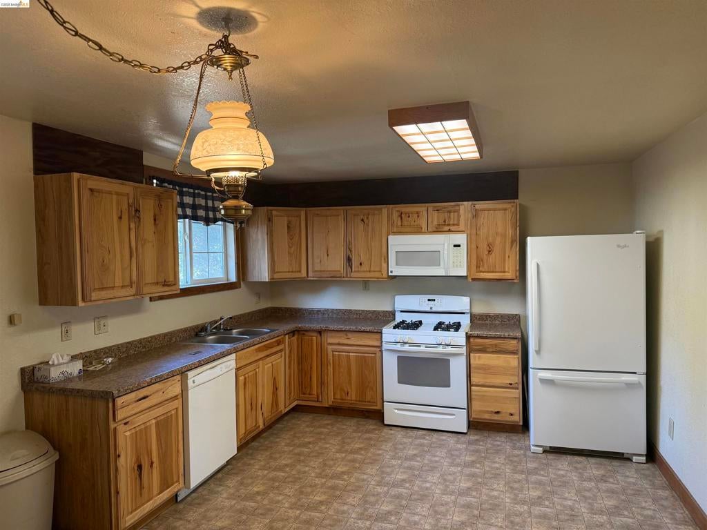 11191 Big Oak Rd
