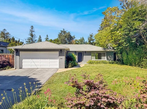 Photo of 950 Olive Street, Menlo Park, CA 94025 (MLS # ML82050102)