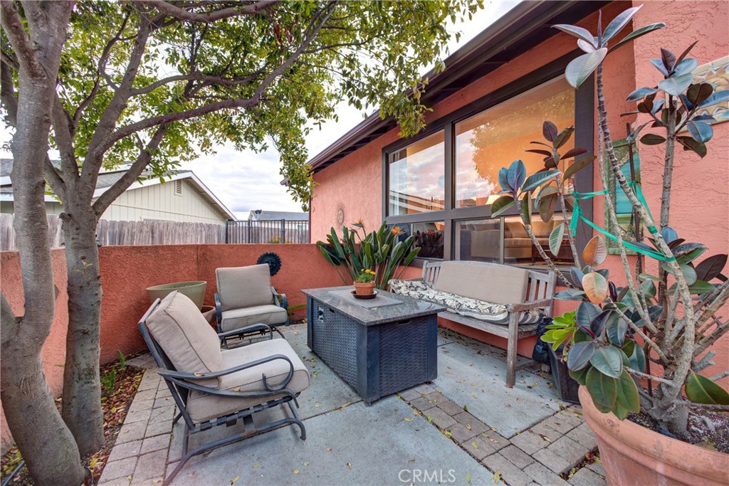 689 Woodland Drive