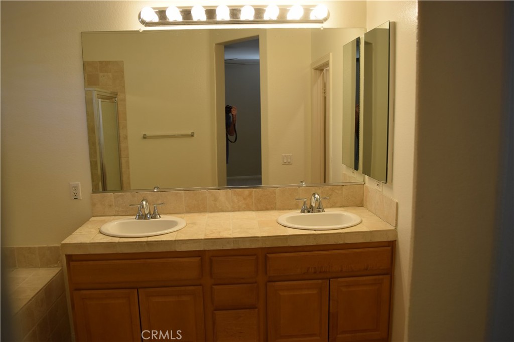 Alipaz (ALIP) - Residential Lease