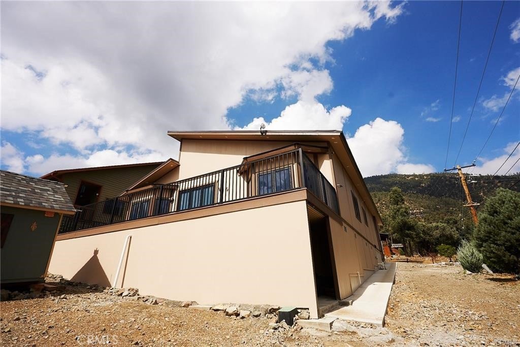 16520 Huron