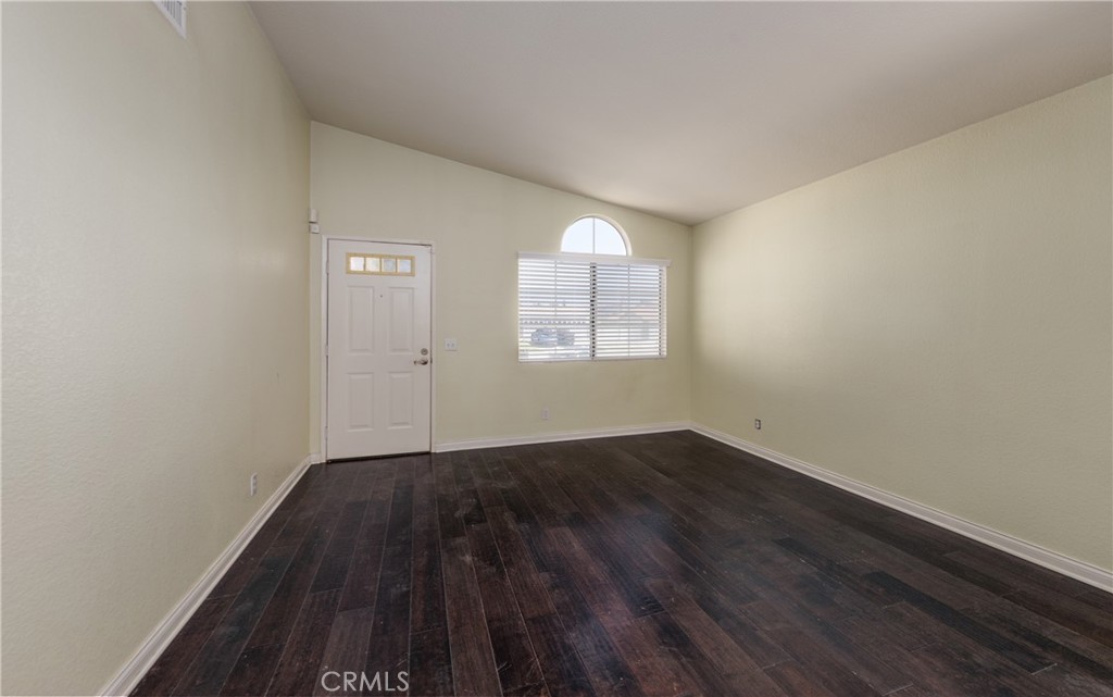 2069 W Fairview Drive
