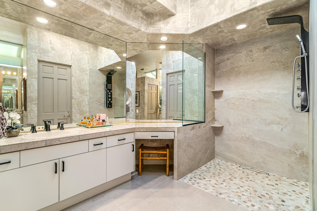 Desert Horizons C.C. - Residential