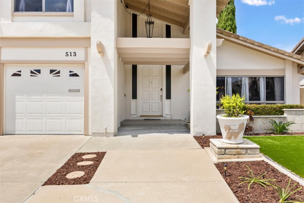 513 Apache Drive