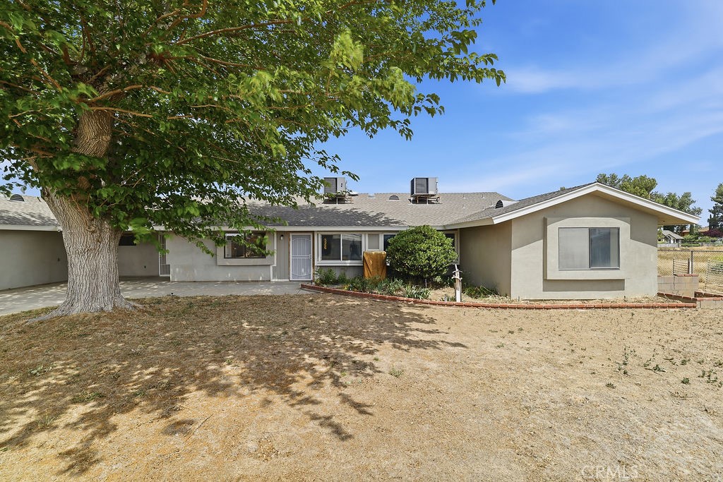 2350 W Avenue M8